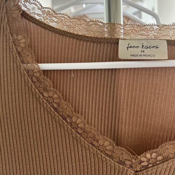 Women's Tan Ribbed Top - Picture 2 of 2